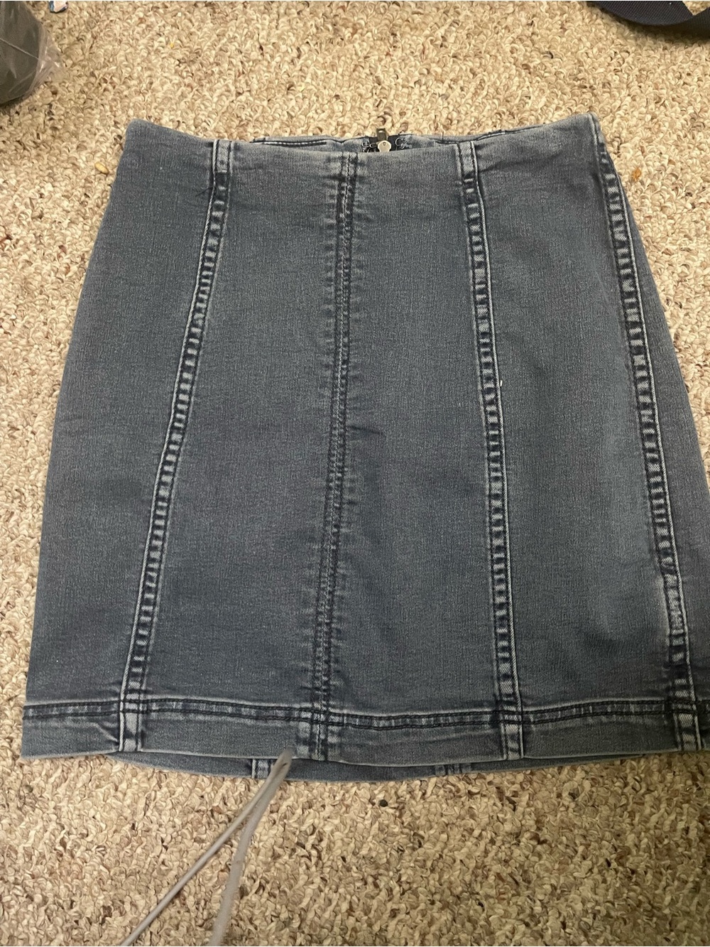 Free People Classic Dark Gray stretch Denim Pencil Skirt - Women's size 2